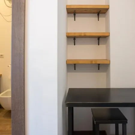 Officina Guest house *