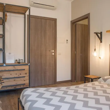 Guest house Officina *