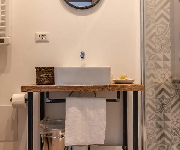 Officina Guest house 4*