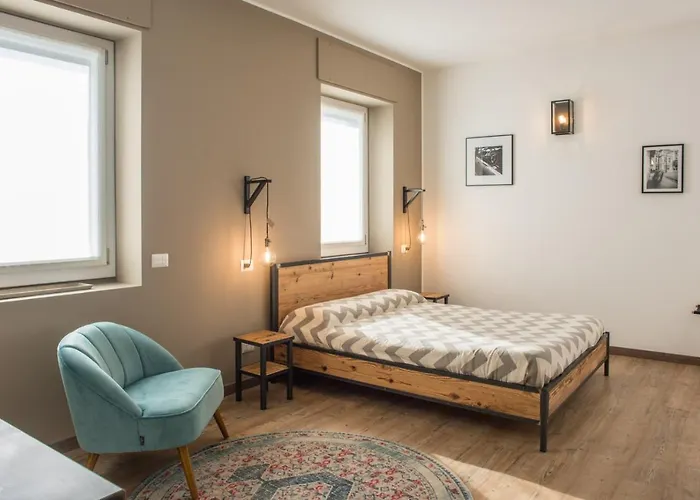 Guest house Officina 4*