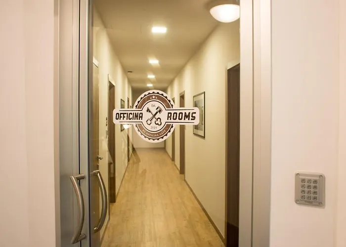 Officina בית הארחה קומו