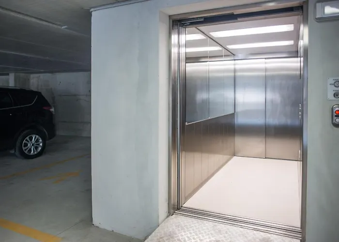 Guest house Officina 4*