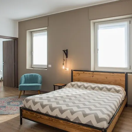 Officina Casa de hóspedes 4*